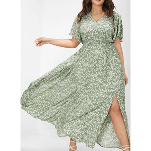 BLOOMCHIC 26 4x plus Green White Floral Ditsy Surplice Ruffle Dress NWT B140